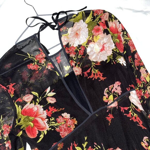 🎉 Bundle Deal: 4 for $20! 🎉 Sheer Black Kimchi Blue floral Dress - Picture 15 of 16